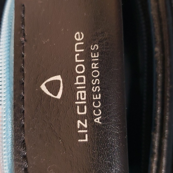 Liz Claiborne Women's Preowned Faux Leather Black Purse with Four Compartments - Picture 9 of 12